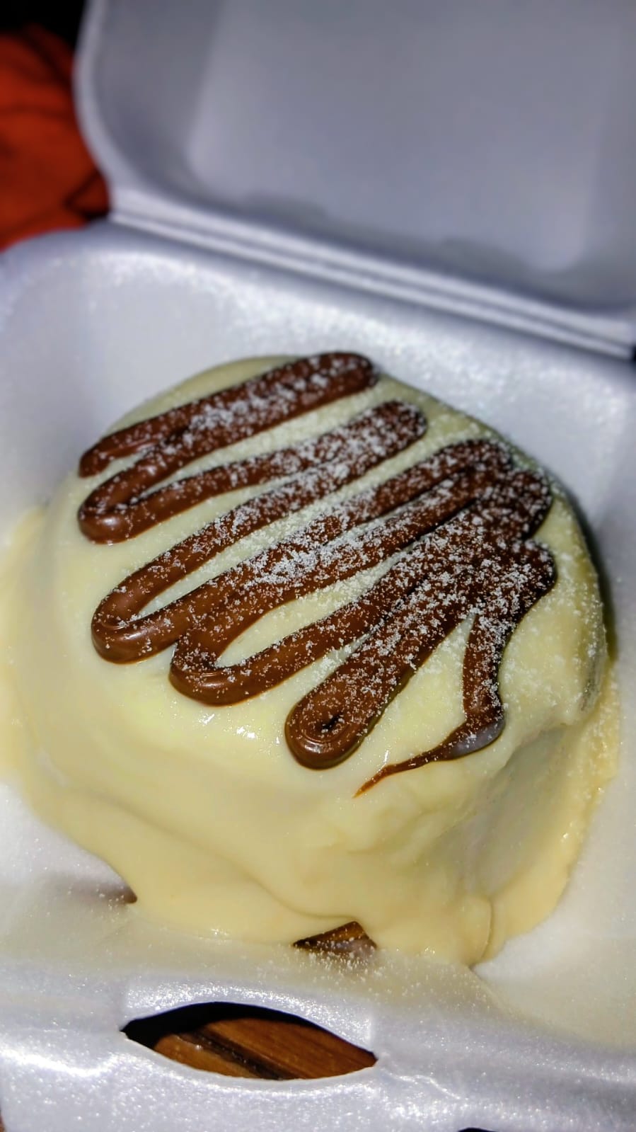 Mini bolo de ninho recheado com Nutella